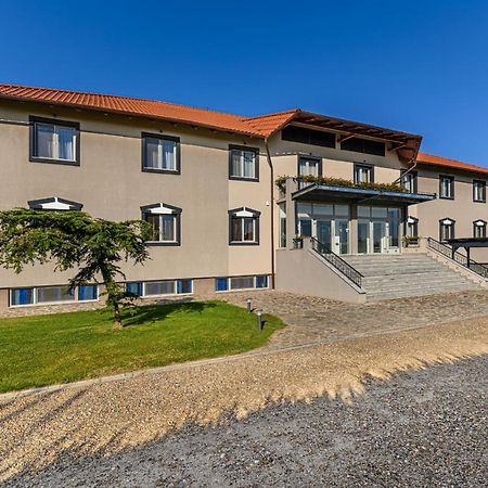 Stejarii Resort Ineu  المظهر الخارجي الصورة
