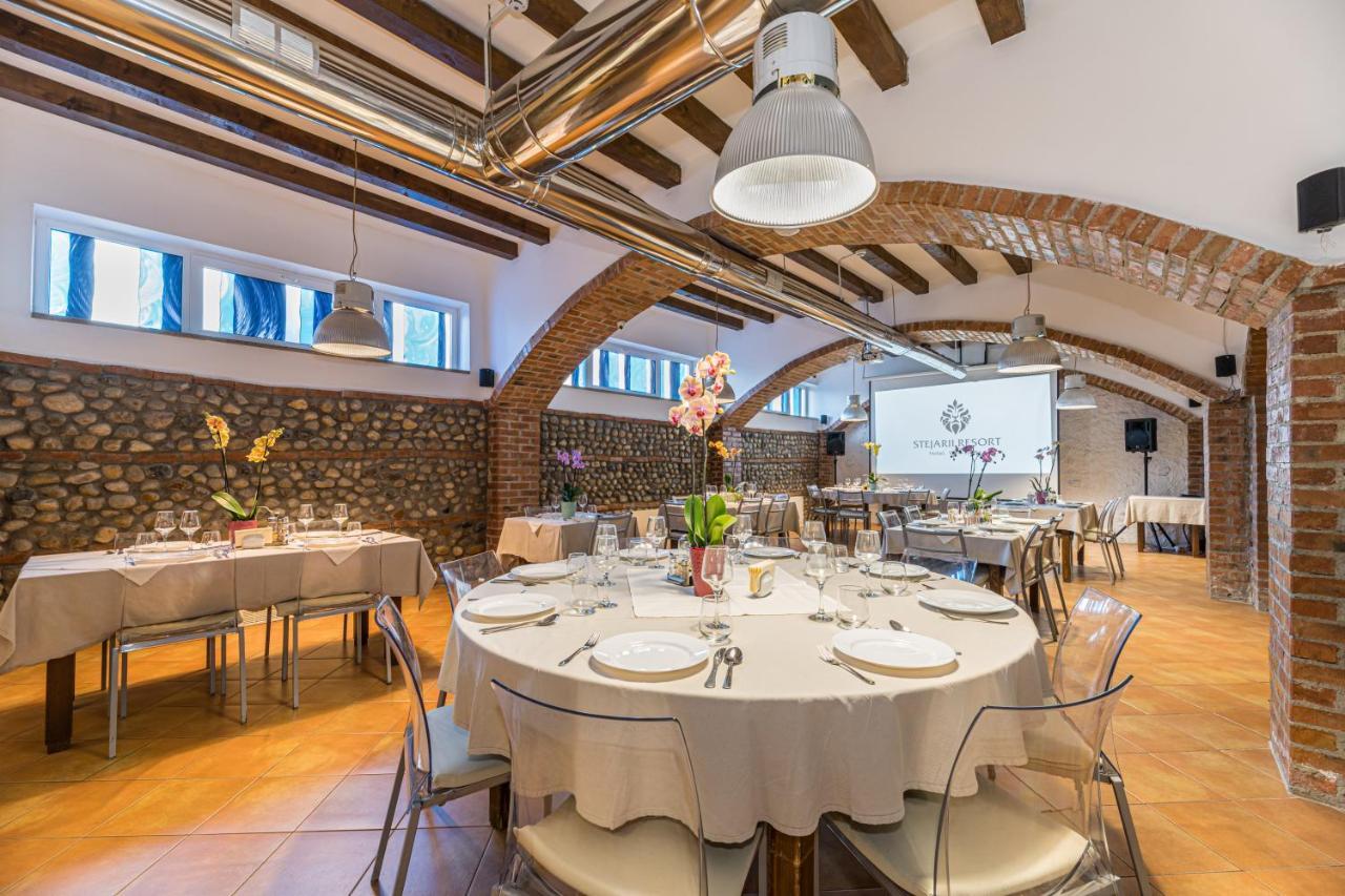Stejarii Resort Ineu  المظهر الخارجي الصورة